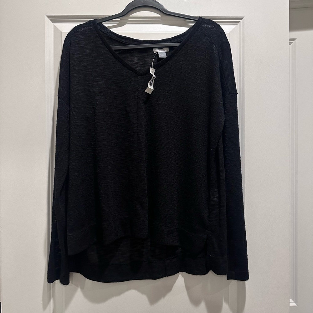 Old Navy Black V-Neck Long Sleeve Tee